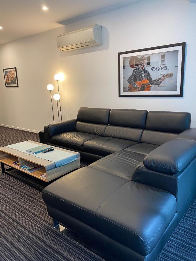 Modern Quiet 1 & 2 Bed Apt Opposite Albert Park Melbourne Exterior foto