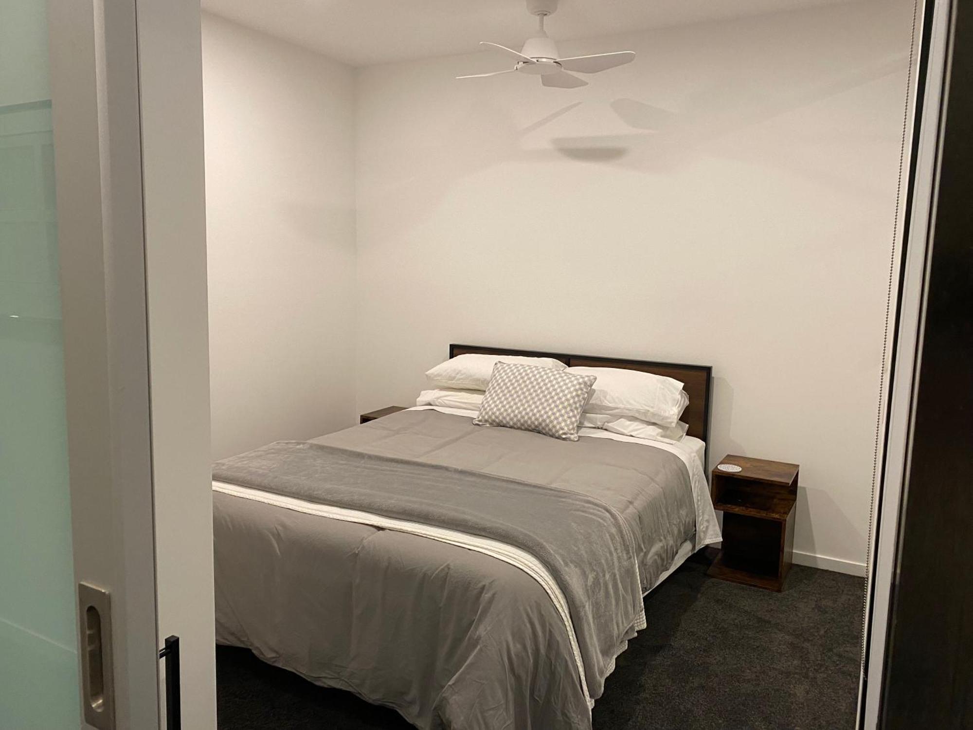 Modern Quiet 1 & 2 Bed Apt Opposite Albert Park Melbourne Exterior foto